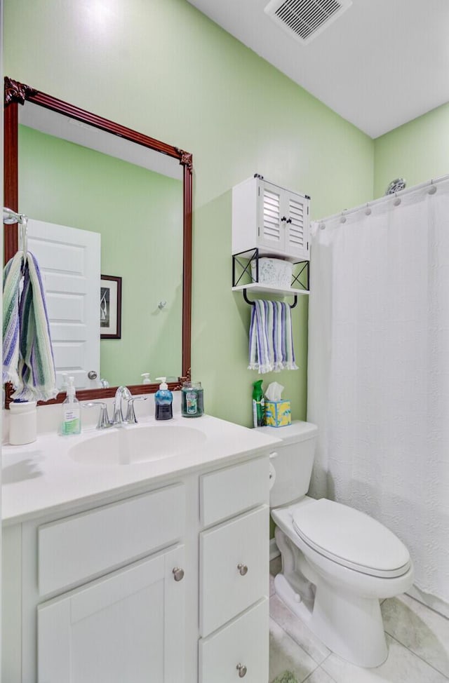 135 Cypress Preserve Blvd, Moncks Corner, SC 29461 - full bath with vanity, toilet, tile patterned floors, and curtained shower