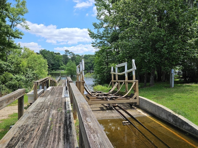 141 Woodlake Dr, Manning, SC 29102