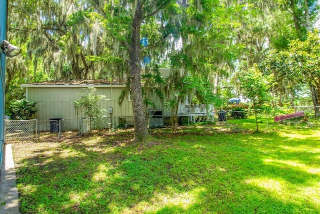 104 Queens Ct, Summerville, SC 29485 - view of fenced backyard
