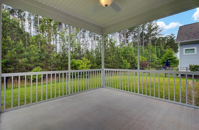 view of patio with ceiling fan