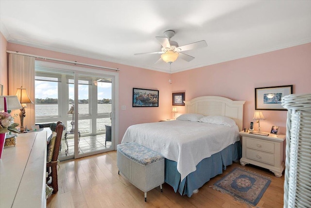 bedroom with ceiling fan, crown molding, light wood-type flooring, and access to exterior