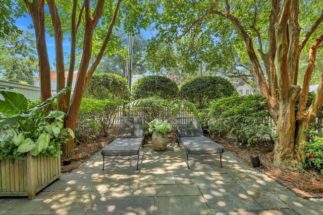 view of front of home featuring a porch