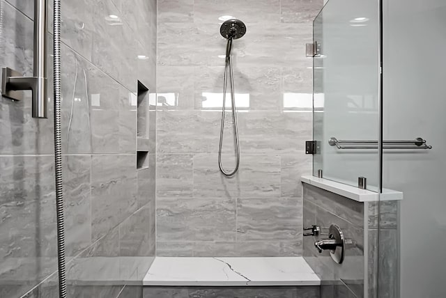 bathroom with walk in shower