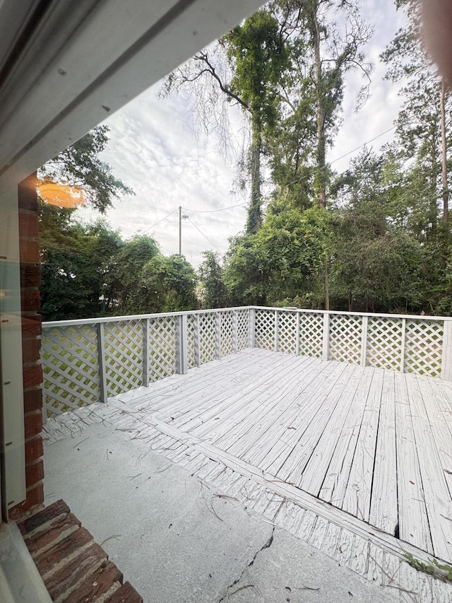 105 Dandridge Rd, Walterboro, SC 29488 - view of wooden deck