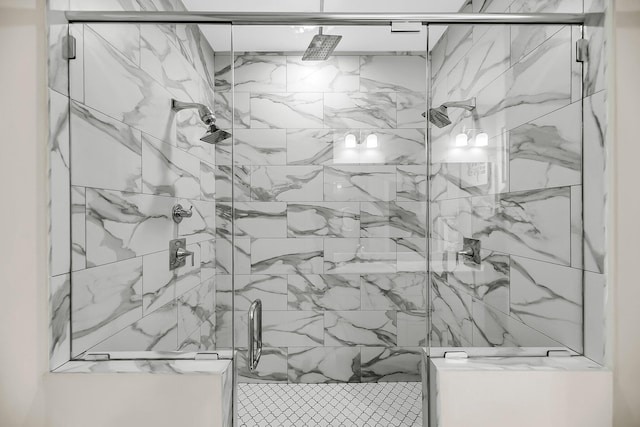 5725 Caviar Ct, Johns Island, SC 29455 - full bath with a marble finish shower