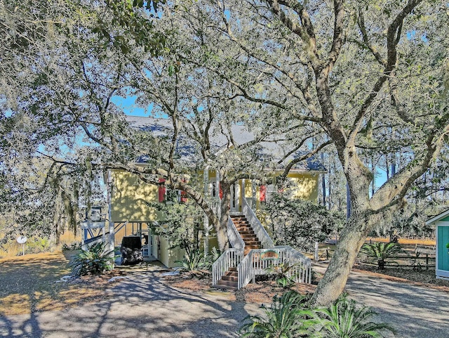 view of front of house featuring a carport