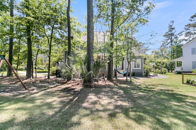 view of grassy yard