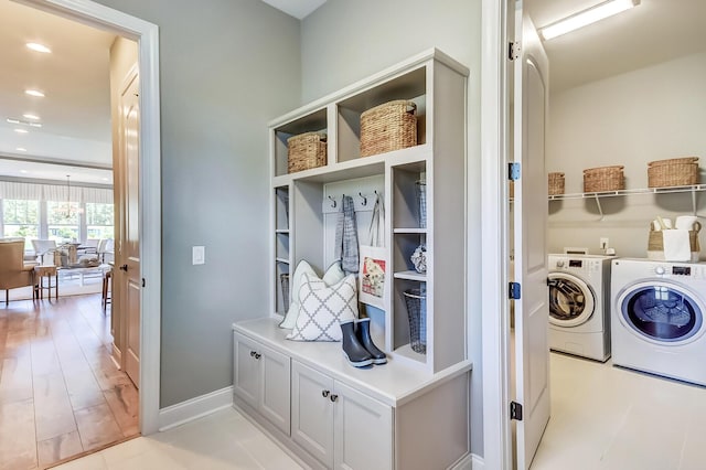 120 Magnolia House Dr, Summerville, SC 29486 - mudroom featuring washing machine and clothes dryer, baseboards, and recessed lighting