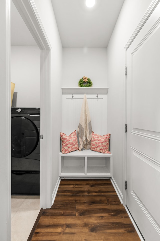 mudroom with washer / clothes dryer and dark hardwood / wood-style flooring