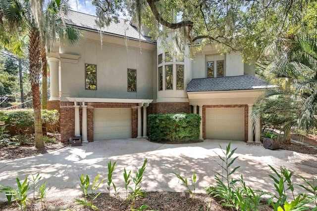 view of front of house featuring a garage