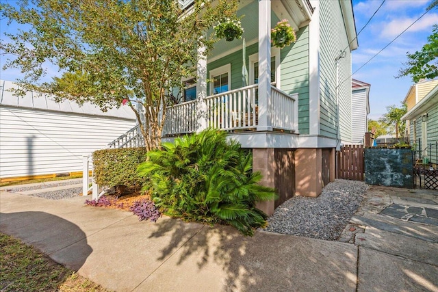 exterior space featuring a porch