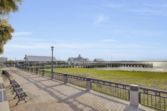 1 Vendue Range Range Unit I, Charleston, SC 29401 - view of community with a water view
