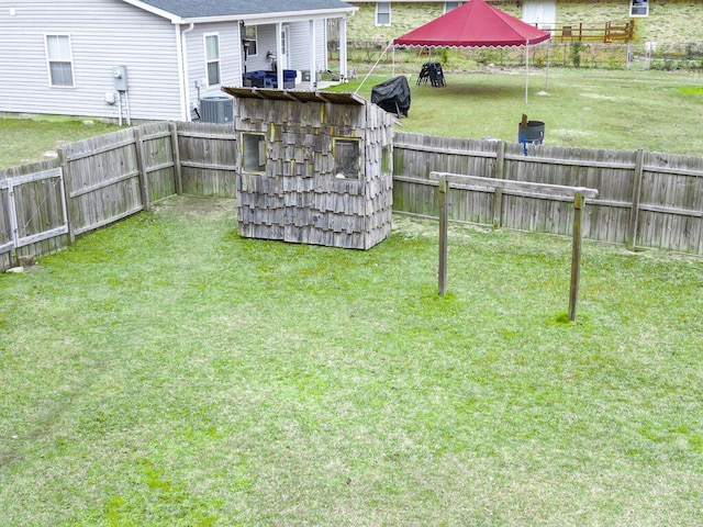 49 Auld Brass Rd, Walterboro, SC 29488 - view of yard featuring cooling unit
