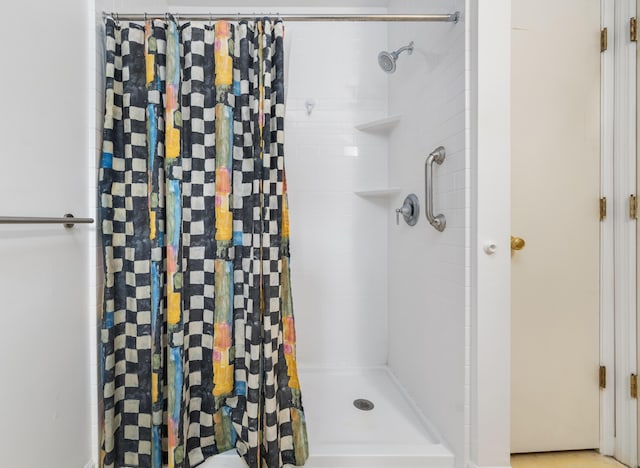 1485 Kinloch Ln, Mount Pleasant, SC 29464 - bathroom featuring tiled shower