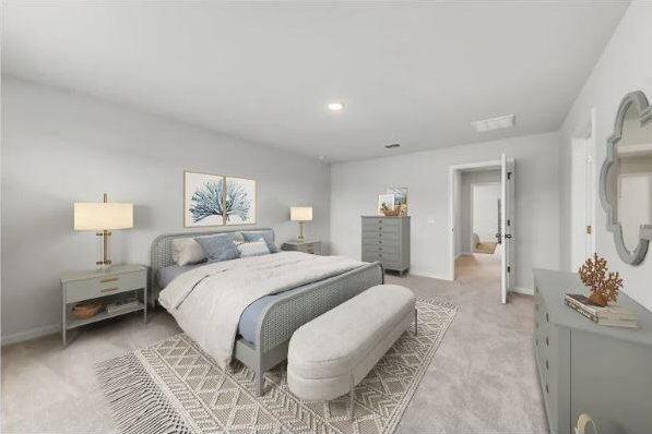 bedroom featuring carpet floors