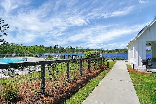 661 Black Pine Rd, Moncks Corner, SC 29461 - water view