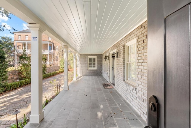 view of patio / terrace with covered porch