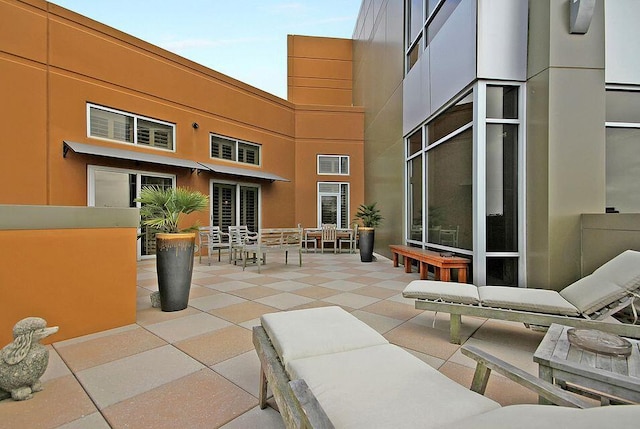 225 Seven Farms Dr Unit 307, Daniel Island, SC 29492 - view of patio / terrace