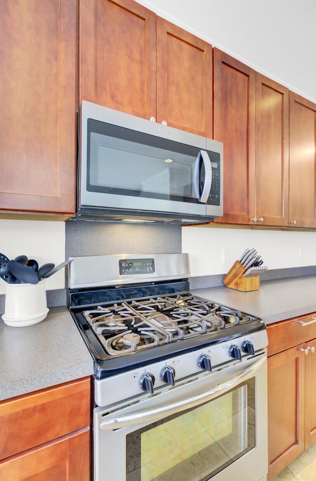 145 Woodbrook Way, Moncks Corner, SC 29461 - kitchen with appliances with stainless steel finishes and light countertops