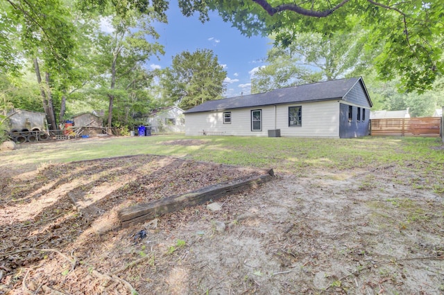 7674 Chippendale Rd, North Charleston, SC 29420 - view of rear view of property