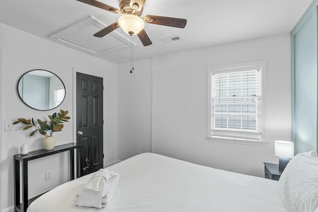 bedroom featuring ceiling fan