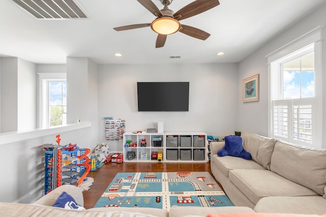 1722 Trewin Ct, Charleston, SC 29492 - living room with plenty of natural light, recessed lighting, wood finished floors, and a ceiling fan