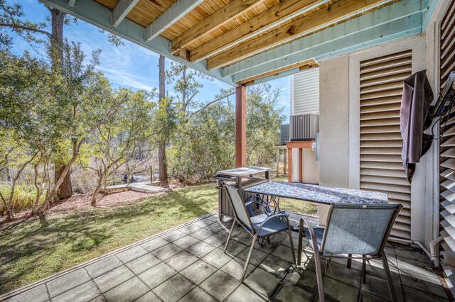 view of patio / terrace with outdoor dining space