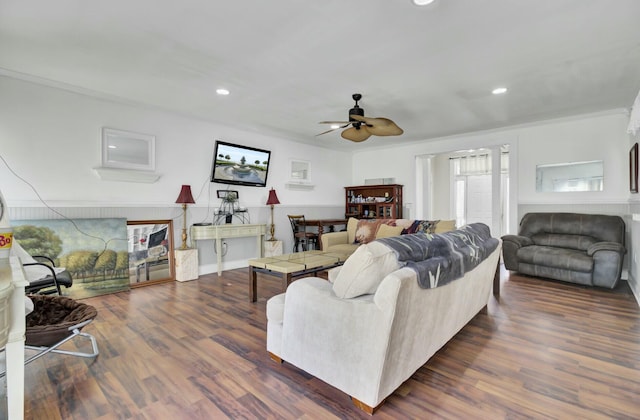 living area featuring recessed lighting, dark wood finished floors, and a ceiling fan