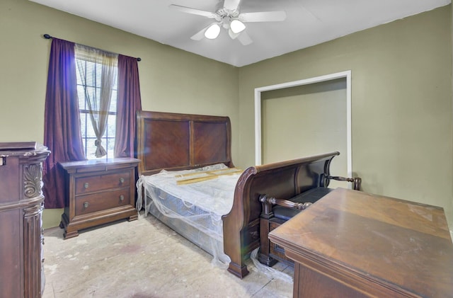 bedroom with a ceiling fan