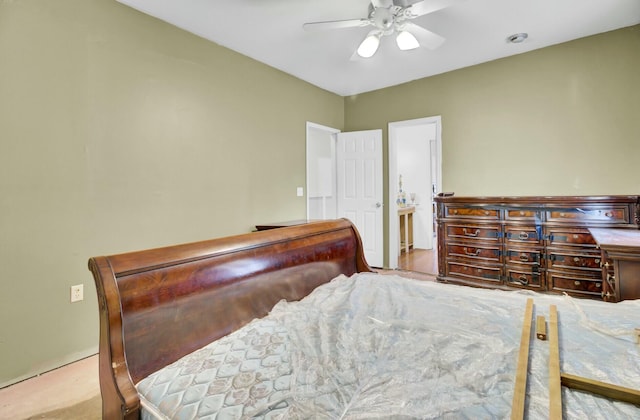 bedroom with ceiling fan