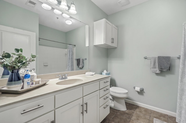 bathroom with visible vents, toilet, a shower with curtain, tile patterned flooring, and baseboards