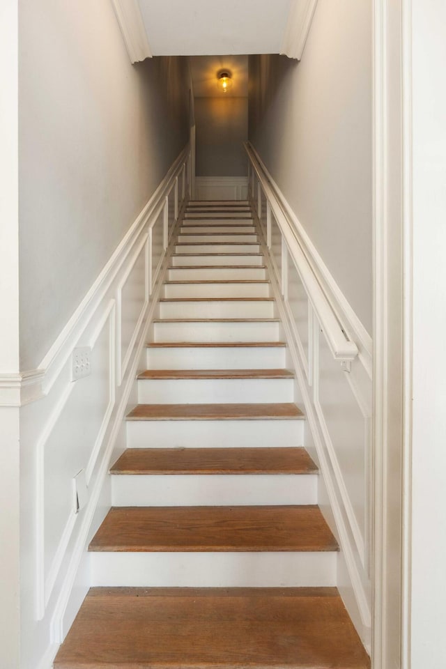 3508 Henrietta Hartford Rd, Mount Pleasant, SC 29466 - view of stairs