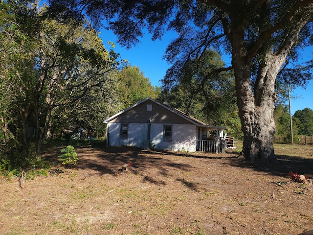 view of home's exterior