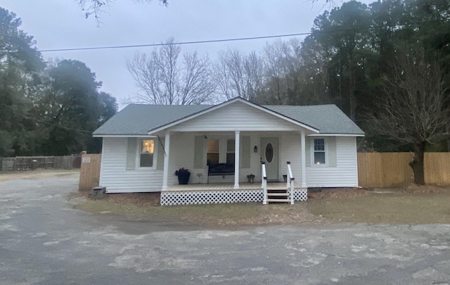 view of front facade featuring covered porch