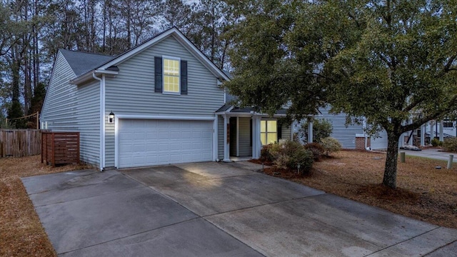 view of front property featuring a garage