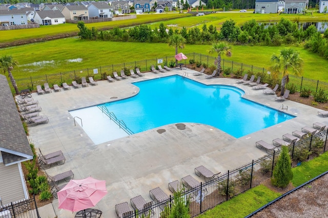 341 Witch Hazel St, Summerville, SC 29486 - community pool with a patio area and a residential view