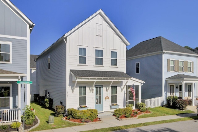 view of front of house featuring a porch