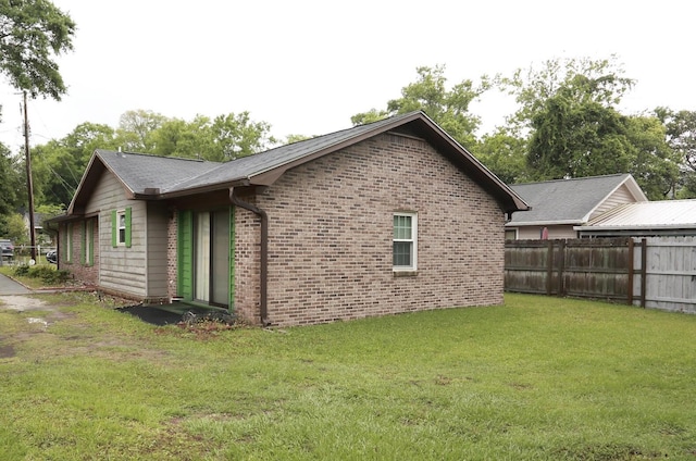 814 Armsway St, Mount Pleasant, SC 29464 - view of home's exterior with brick siding