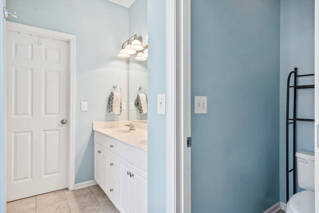 1431 Whispering Oak Trl, Mount Pleasant, SC 29466 - bathroom featuring double vanity and tile patterned floors