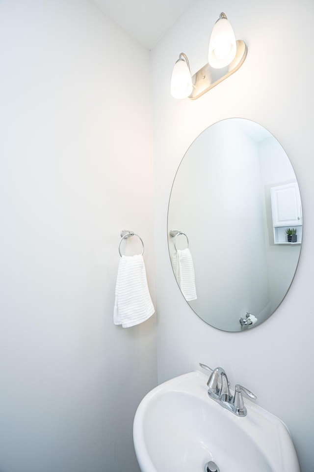 bathroom with sink