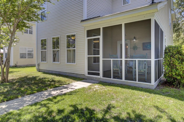 30 Regency Oaks Dr, Summerville, SC 29485 - back of property with a sunroom and a yard