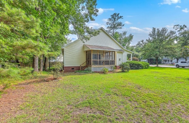 5347 Sundial Ct, North Charleston, SC 29418 - view of front facade with a sunroom, a front yard, and crawl space