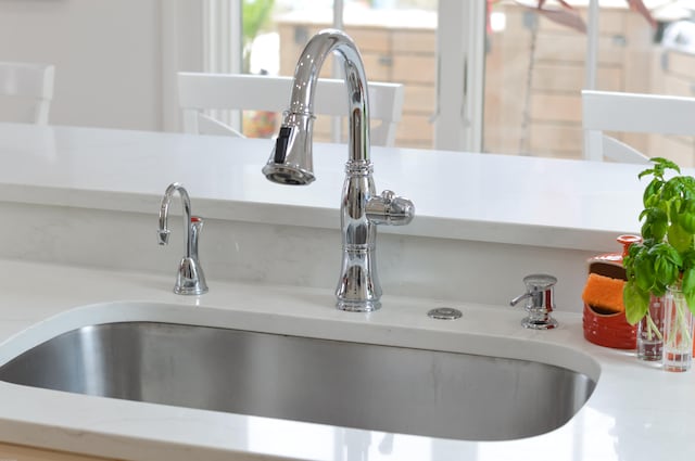 room details with sink