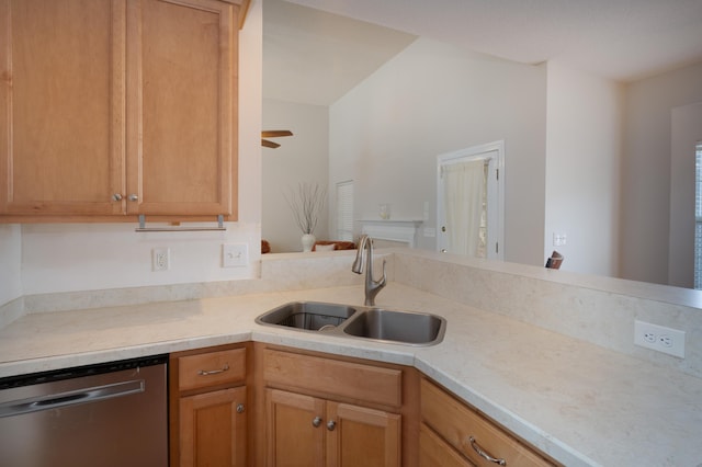 kitchen featuring sink, stainless steel dishwasher, and ceiling fan