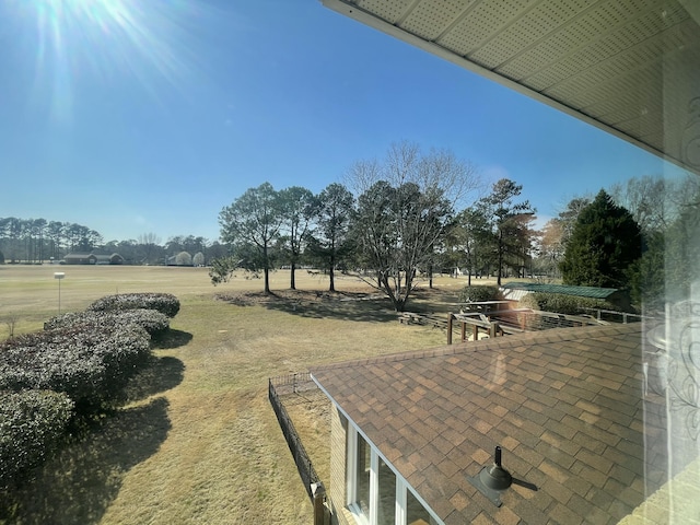 view of home's community featuring a rural view