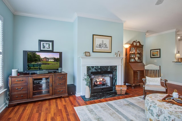 1335 Hopton Cir Unit 1335, Mount Pleasant, SC 29466 - living room featuring wood finished floors, ornamental molding, a fireplace, and baseboards