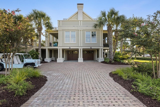 view of front facade with covered porch