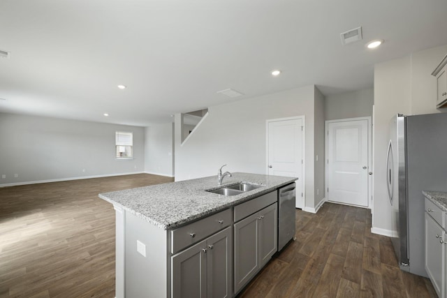 183 Greenwich Dr, Summerville, SC 29486 - kitchen featuring a sink, gray cabinets, visible vents, and stainless steel appliances