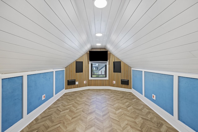1075 Wayfarer Ln, Charleston, SC 29412 - bonus room featuring vaulted ceiling and baseboards