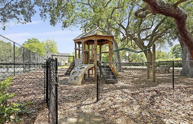 1075 Wayfarer Ln, Charleston, SC 29412 - view of community play area
